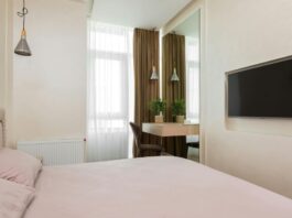 How to Make a Small Bedroom Look Bigger: 12 Tricks Make small bedroom look bigger