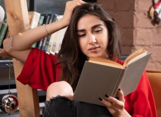 sarah j maas reading order