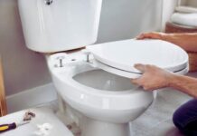 How to Replace a Toilet Seat: Quick 5-Minute Guide replace toilet seat